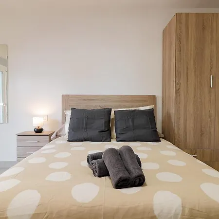 C23 Lovely 4 Bedroom Close To Maria Zambrano Apartment Malaga